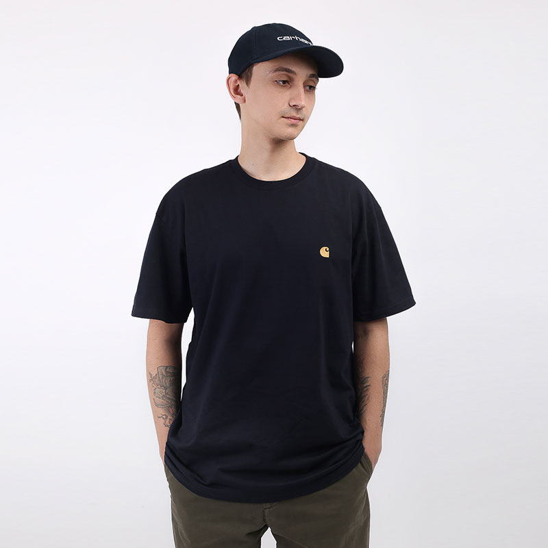 мужская синяя футболка Carhartt WIP Chase T-Shirt I026391-dnavy/gold - цена, описание, фото 3